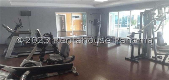 Alpes Calle 2 B124 Panama City Panamá Province, 07127 | Exclusive Townhouse - Hermosa casa en Brisas del Golf