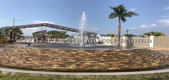 Alpes Calle 2 B124 Panama City Panamá Province, 07127 | Exclusive Townhouse - Hermosa casa en Brisas del Golf