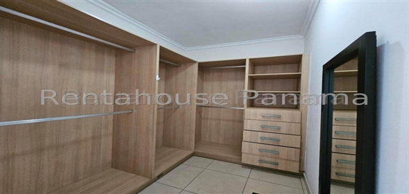 Waters On The Bay Avenida Balbao 66D Panama City Panamá Province, 07127 | Exclusive Apartment - Apartamento en Av Balboa