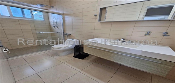 Waters On The Bay Avenida Balbao 66D Panama City Panamá Province, 07127 | Exclusive Apartment - Apartamento en Av Balboa