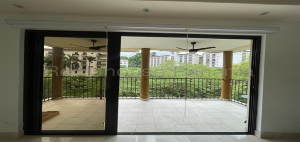 Embassy Club Avenida Demetrio Lakas F18 Modelo Gardens 2D, Panama City Panamá Province, 07144 | Stunning Apartment - Apartamento en el Embassy Club