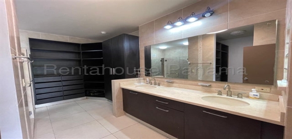 Embassy Club Avenida Demetrio Lakas F18 Modelo Gardens 2D, Panama City Panamá Province, 07144 | Stunning Apartment - Apartamento en el Embassy Club