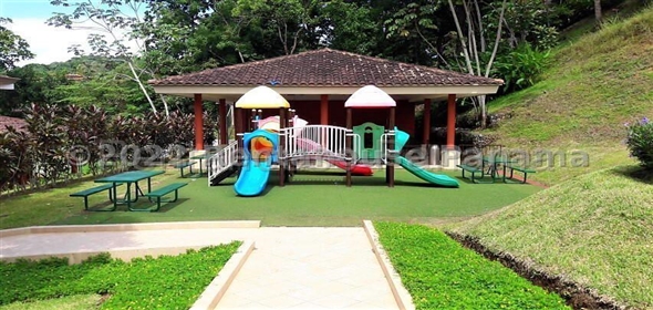 Embassy Club Avenida Demetrio Lakas F18 Modelo Gardens 2D, Panama City Panamá Province, 07144 | Stunning Apartment - Apartamento en el Embassy Club