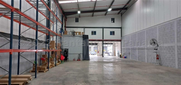 Dos Caminos Avenida Vía 24 de diciembre Mañanitas 9 Tocumen Panamá Province,  | Galera de 666 mts2 - Warehouse for sale
