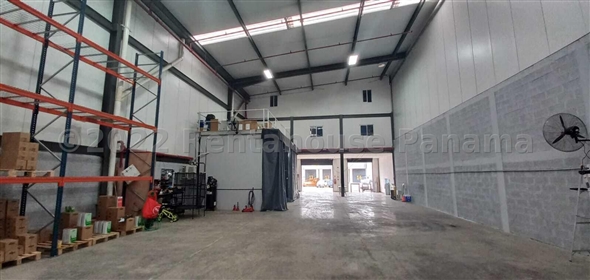 Dos Caminos Avenida Vía 24 de diciembre Mañanitas 9 Tocumen Panamá Province,  | Galera de 666 mts2 - Warehouse for sale