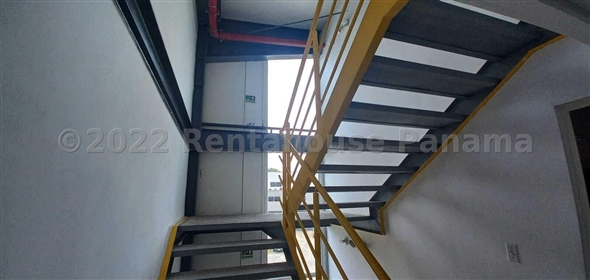 Dos Caminos Avenida Vía 24 de diciembre Mañanitas 9 Tocumen Panamá Province,  | Galera de 666 mts2 - Warehouse for sale