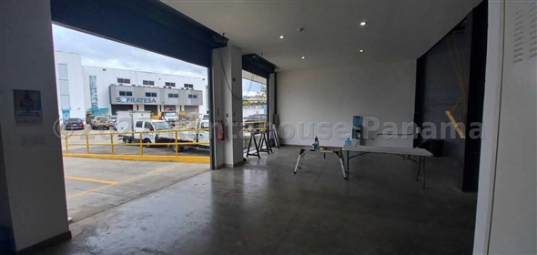 Dos Caminos Avenida Vía 24 de diciembre Mañanitas 9 Tocumen Panamá Province,  | Galera de 666 mts2 - Warehouse for sale