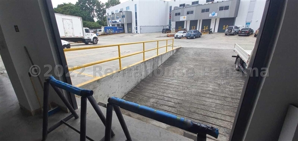 Dos Caminos Avenida Vía 24 de diciembre Mañanitas 9 Tocumen Panamá Province,  | Galera de 666 mts2 - Warehouse for sale