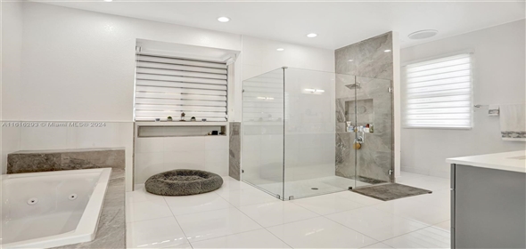 2144 Oakland Hills Way Coral Springs Florida, 33071 | Beautiful Single Family