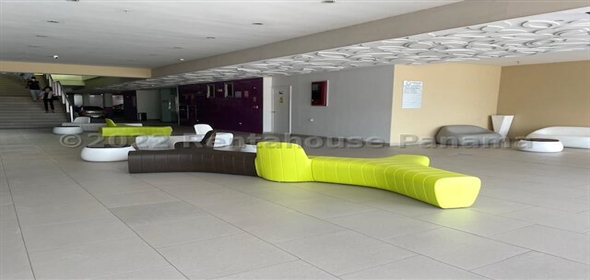 Terrazas de Albrook Avenida Omar Torrijos Herrera Local C-03 Panama City Panamá Province, 07127 | Commercial Property - Local Comercial en Av Omar Torrijos