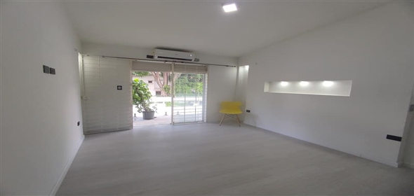 Urb. La Trigaleña, Lower Area Valencia Carabobo, 2001 | Two-Level House for Sale, Urb. La Trigaleña