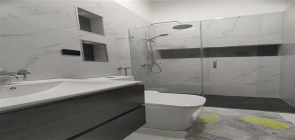 Urb. La Trigaleña, Lower Area Valencia Carabobo, 2001 | Two-Level House for Sale, Urb. La Trigaleña