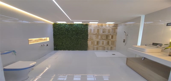 Urb. La Trigaleña, Lower Area Valencia Carabobo, 2001 | Two-Level House for Sale, Urb. La Trigaleña