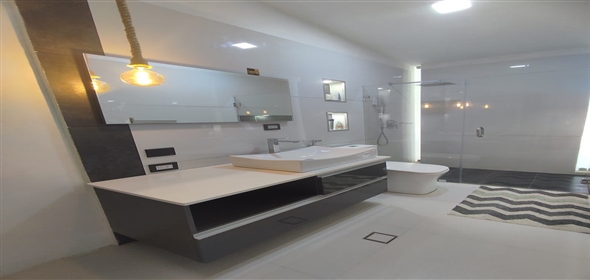 Urb. La Trigaleña, Lower Area Valencia Carabobo, 2001 | Two-Level House for Sale, Urb. La Trigaleña