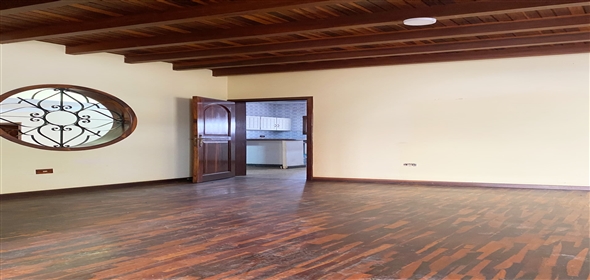 Urb Guaparo Valencia Carabobo, 2001 | House In Guaparo - Casa en Urb Guaparo