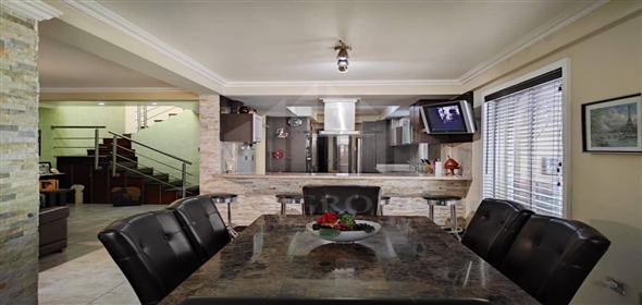 Conjunto Residencial Villa Orense El Rincón Valencia Carabobo, 2001 | Beautiful  townhouse