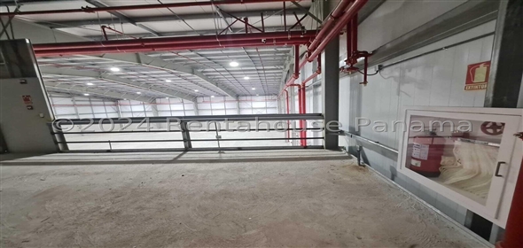 Galera en Tocumen Avenida Domingo Díaz Panama City Panamá Province,  | Warehouse for sale