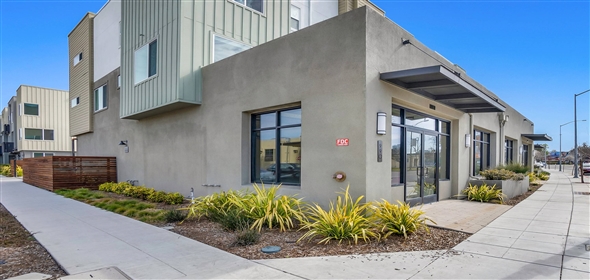 990 W Grand Ave Oakland California, 94607 | Commercial/Sale/Condo/Retail