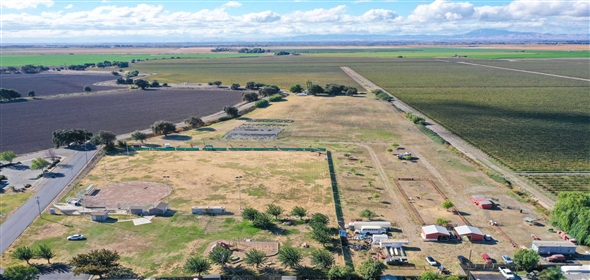 301 Jackson Slough Rd. Isleton California, 95641 | Multifamily/Commercial/Sale
