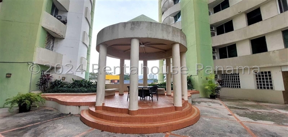 Green Park Avenida Principal Condado del Rey Torre 100 2C, Panama City Panamá Province,  | Beautiful apartment