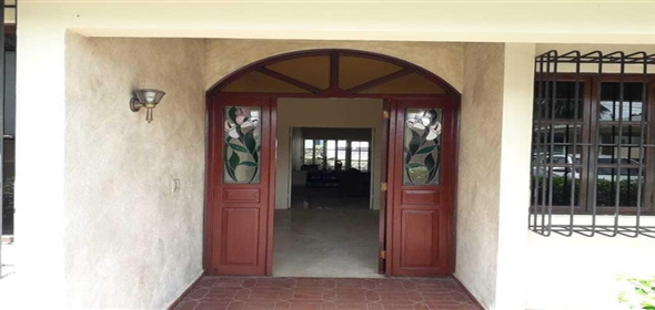 Casa Avenida 8B Norte N° 6125 Panama City Panamá Province, 07095 | Beautiful House - Casa en Betania