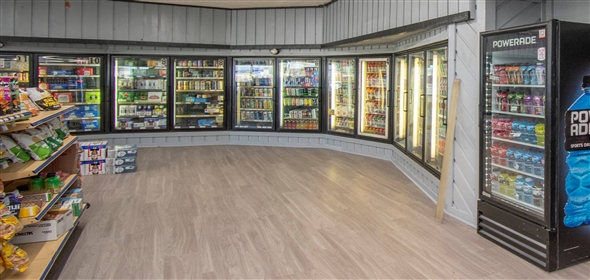 7960 Wire Rd Zephyrhills Florida, 33540 | 7.5% CAP RATE! NEW CHEVRON STATION FOR SALE! (20-YEAR PURE NNN LEASE)