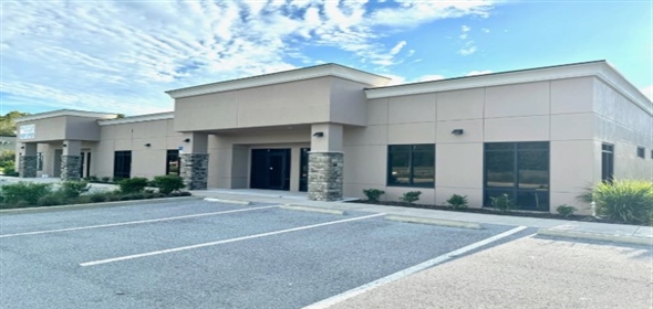 Property Description Flexible leasing options with two suites available: 3,324 SF and 3,516 SF, whic New Port Richey Florida, 34655 | Exclusive Office