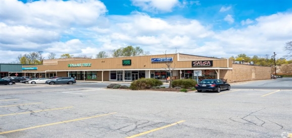 2585 South Road Poughkeepsie New York, 12601 | Join Price Chopper, Dollar Tree & More!