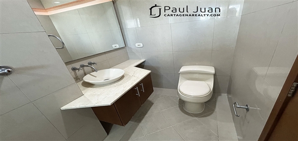 Corner of Piñango Avenue and 10th.  Bolivar, 130001 | Exclusive apartment