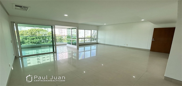 Corner of Piñango Avenue and 10th.  Bolivar, 130001 | Exclusive apartment