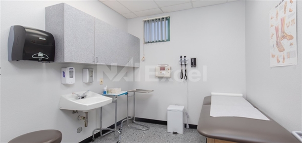 2202 W Craig Rd N Las Vegas Nevada, 89031 | Fully Built out Medical Suite Available For Lease!
