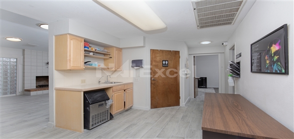 1631 E Desert Inn Rd Las Vegas Nevada, 89169 | Office Available For Sale