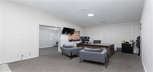 1631 E Desert Inn Rd Las Vegas Nevada, 89169 | Office Available For Sale