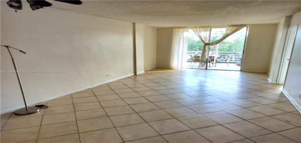 3660 NE 166th St # 302 North Miami Beach Florida, 33160 | Splendid Residential Shore Condo