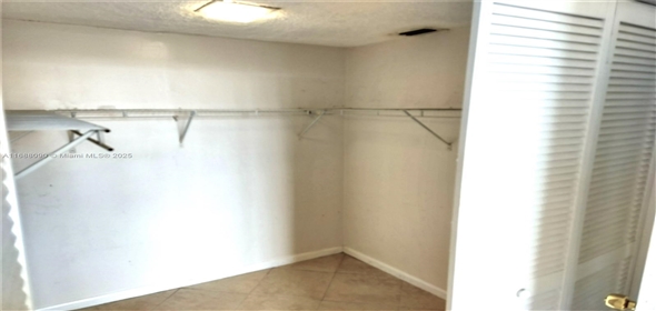 3660 NE 166th St # 302 North Miami Beach Florida, 33160 | Splendid Residential Shore Condo