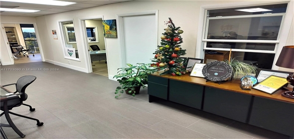 2450 Hollywood Blvd # CU502 Hollywood Florida, 33020 | Splendid Medical Office