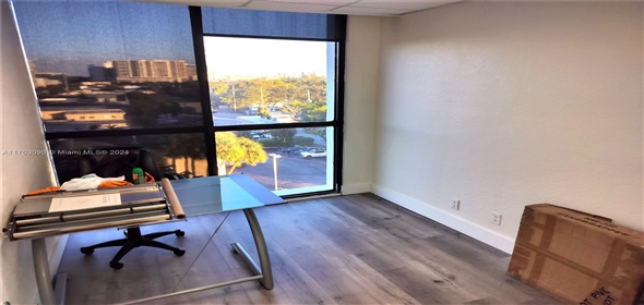 2450 Hollywood Blvd # CU502 Hollywood Florida, 33020 | Splendid Medical Office
