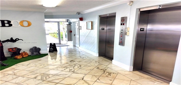 2020 NE 135th St # 506 North Miami Florida, 33181 | Attractive Condo