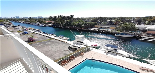2020 NE 135th St # 506 North Miami Florida, 33181 | Attractive Condo