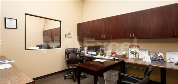 5191 W. Charleston Blvd Las Vegas Nevada, 89146 | Red Rock Plaza