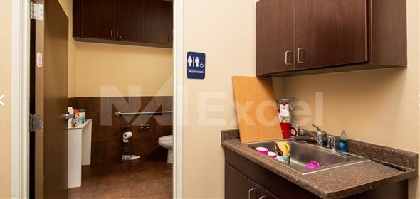 5191 W. Charleston Blvd Las Vegas Nevada, 89146 | Red Rock Plaza