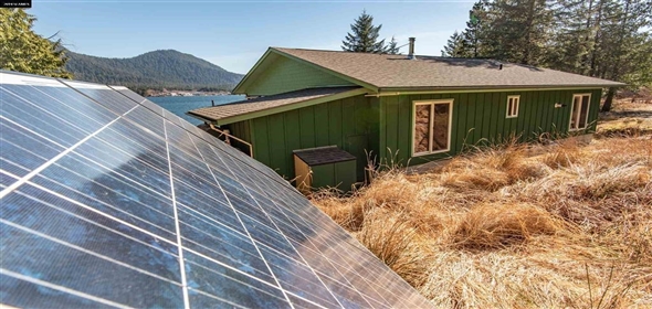 2556 Tongass Narrows Ketchikan Alaska, 99901 | Exclusive Family Home