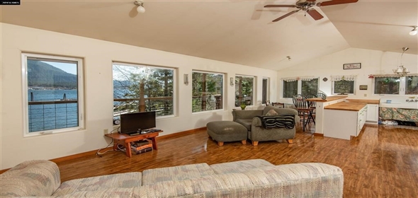 2556 Tongass Narrows Ketchikan Alaska, 99901 | Exclusive Family Home