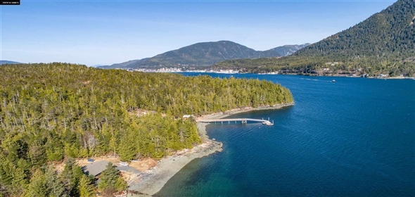 2556 Tongass Narrows Ketchikan Alaska, 99901 | Exclusive Family Home