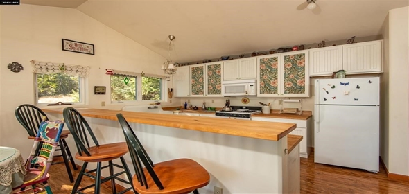 2556 Tongass Narrows Ketchikan Alaska, 99901 | Exclusive Family Home