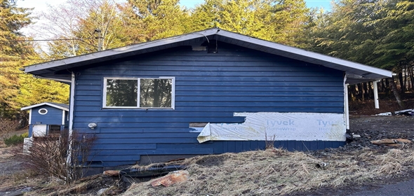 2475 Wolf Street Ketchikan Alaska, 99901 | Convenient Single Family House