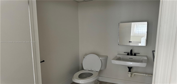 13273 SW 124th St # 8 MIAMI, FL 33186-6408 Miami Florida, 33186 | Beautiful Warehouse Office