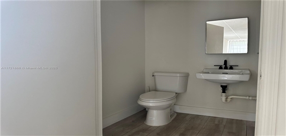 13273 SW 124th St # 8 MIAMI, FL 33186-6408 Miami Florida, 33186 | Beautiful Warehouse Office