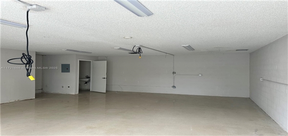 13273 SW 124th St # 8 MIAMI, FL 33186-6408 Miami Florida, 33186 | Beautiful Warehouse Office