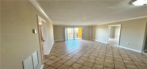 4717 NW 7th St # 705-10 Miami Florida, 33126 | Beautiful Condo